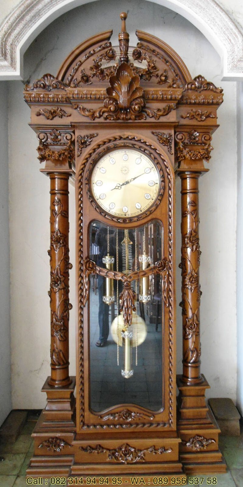 Lemari Jam Hias Ukir Lemari Jam Hias Ukir